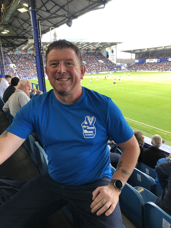 V-Sign T-Shirt - royal blue - blue & white