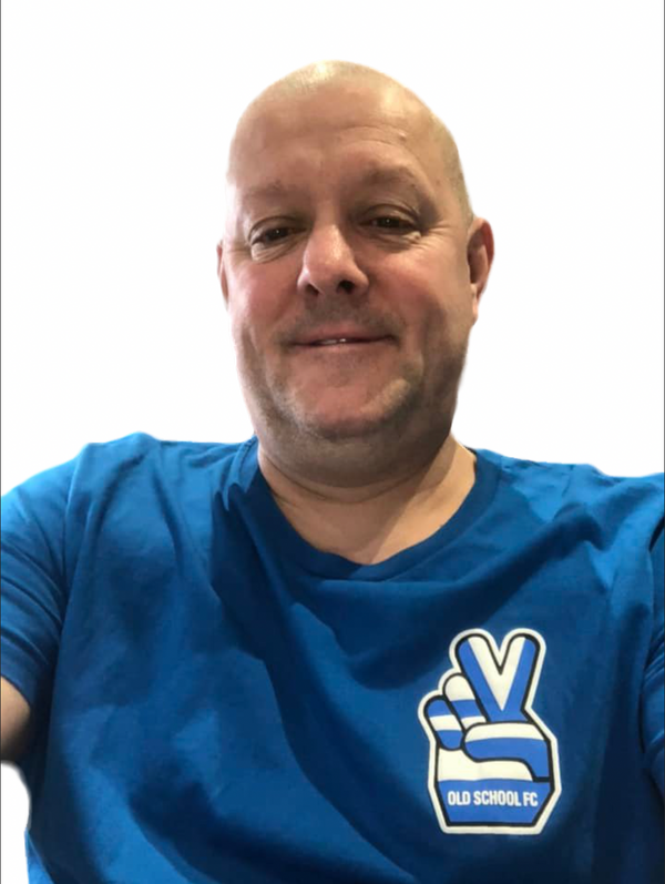 V-Sign T-Shirt - royal blue - blue & white